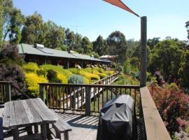 Tweed Valley Lodge، كوخ في بريدج تاون