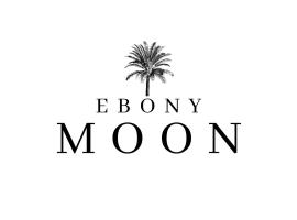 Ebony Moon，姆塔塔姆薩薩廣場購物中心（Mthatha Plaza）附近的飯店