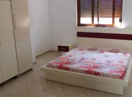 Bledi's Comfy Apartment in New Blvd / Free Parking