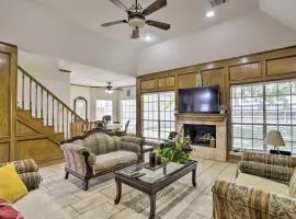 Spacious Houston Getaway about 23 Mi to Downtown!