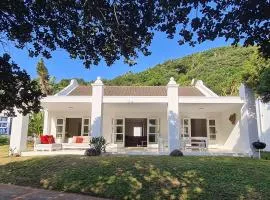 Villa Songo, Estuary Country Estate - INVERTER & RENOVATED