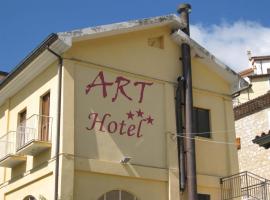 Art Hotel, hotel na may parking sa Villetta Barrea
