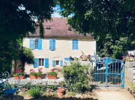 Auberge du lion d'or, bed and breakfast v destinaci Lanzac