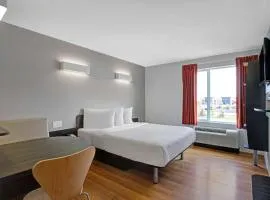 Motel 6 Airdrie