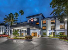 Best Western Plus Orlando East - UCF Area、オーランドのホテル