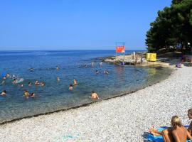 Apartments with WiFi Basanija, Umag - 7148, ξενοδοχείο σε Savudrija