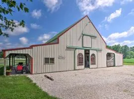 Renovated Bunkhouse on 12-Acre Horse Farm!