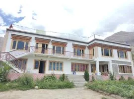 Skayil House