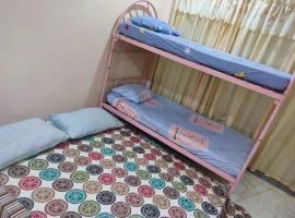 Mai KKB Homestay in Kuala Kubu Bharu Taman Juta โรงแรมใกล้ โรงพยาบาลกัวลากูบูบารู ในกัวลากูบูบาฮารู