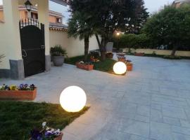Lo Chalet, hotel in Ponte Galeria