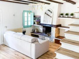 Villa en el Golf Costa Brava a 5 min de la playa, hotell i Santa Cristina d'Aro