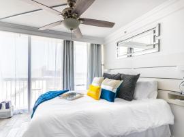 Daytona Beach Resort - Ocean Front Luxury Studio, отель в Дейтона-Бич