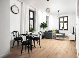 Lumina 2-room apartment near Fabryczna