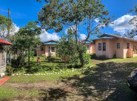 Linda Vista Cabins – hotel w mieście Boquete