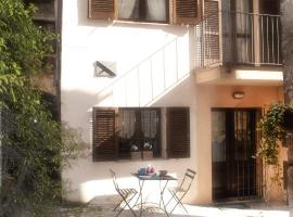 Appartamenti San Francesco, hotel v destinaci Spello