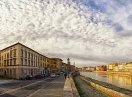 Nice apartment on the riverside