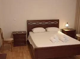 Amerikis Street 1 bedroom apartment