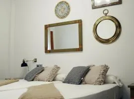 Precioso apartamento en Cuesta Gomérez -Puerta de las Granadas- con balcón a la Alhambra