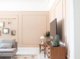 Coorie Away - Kirkcudbright