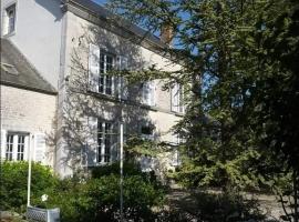 L'Orée du Lac - Formule Gîte, hotel con estacionamiento en Marcenay