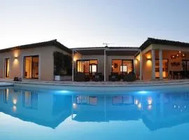 Villa Hameau de Signargues, entre Avignon - Pont du Gard et Uzes
