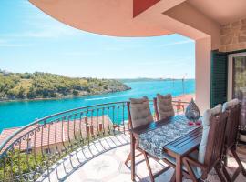 Apartments Mali Dvor Novigrad, apartment in Novigrad Dalmatia