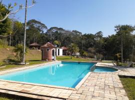 Sítio Zen 37 hectares de flora e fauna preservadas, a 50" da Capital, com wifi 30mbps!, hotel com piscina em Mogi das Cruzes