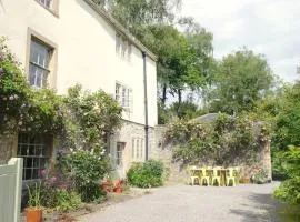Lovely property in the heart of Somerset, sleeps 9