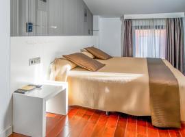 Hotel Apolonia Soria, hotell i Soria