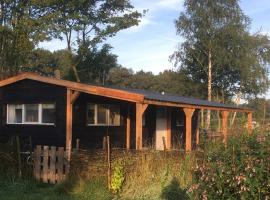 Chalet Op de Brusse, cabin in De Heurne