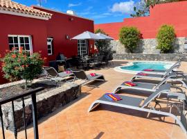 Villa Consuelo - Quiet Location Close to Resorts: Buzanada'da bir otel