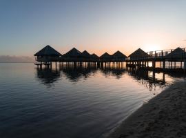 Douceur Tropicale Proximité plage et commerces, hotel a Punaauia