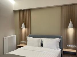 11 Luxury Apartments.., מלון במצובון