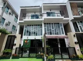 Boxsoon Nimman 4 # 3beds 4baths