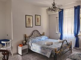 Rosy house, bed & breakfast a Scalea