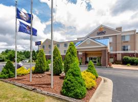 Comfort Inn & Suites Hillsville I-77, hotell i Hillsville