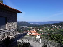 Portela susa, hotel con parking en Portela Susã