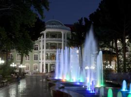 Bahoriston Hotel, hotel near Khujand Airport - LBD, Qayraqqum