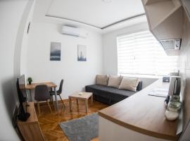 APARTMAN TEA 3, hotel v destinaci Čukarica