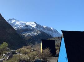 Glamping Roots del Yeso, luxury tent in Los Chacayes
