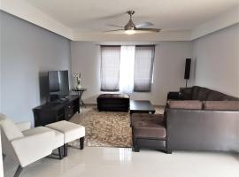 Swan Boutique Apartment, hotel di Tamuning