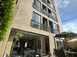 St. Louis Suites - Movistar Arena