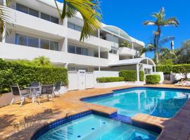 Unit 4 Cote DAzur 6 Douglas Street Sunshine Beach, hotel a Sunshine Beach
