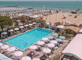 Hotel Monaco & Quisisana, hotel di Piazza Mazzini, Lido di Jesolo