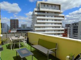 Appartement Moderne & Lumineux en Centre-ville - Colocation, khách sạn ở Evry-Courcouronnes