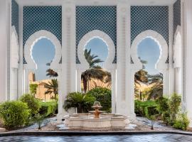 Oaks Ibn Battuta Gate Dubai, hotelli Dubaissa lähellä maamerkkiä Gurunanak Darbar Sikh Temple