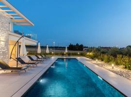 Villa Grivičić, hotel v destinácii Nova Vas