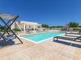 Villa Gioena con piscina, casa per le vacanze a San Vito dei Normanni