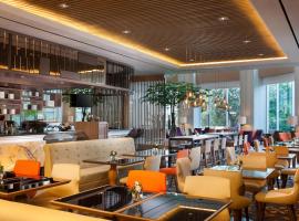 Crowne Plaza Bandung, an IHG Hotel, hotel en Bandung