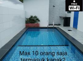 Free Disney Hotstar Private Pool Lotus Homestay Alor Setar for MUSLlM, hotel with parking in Alor Setar
